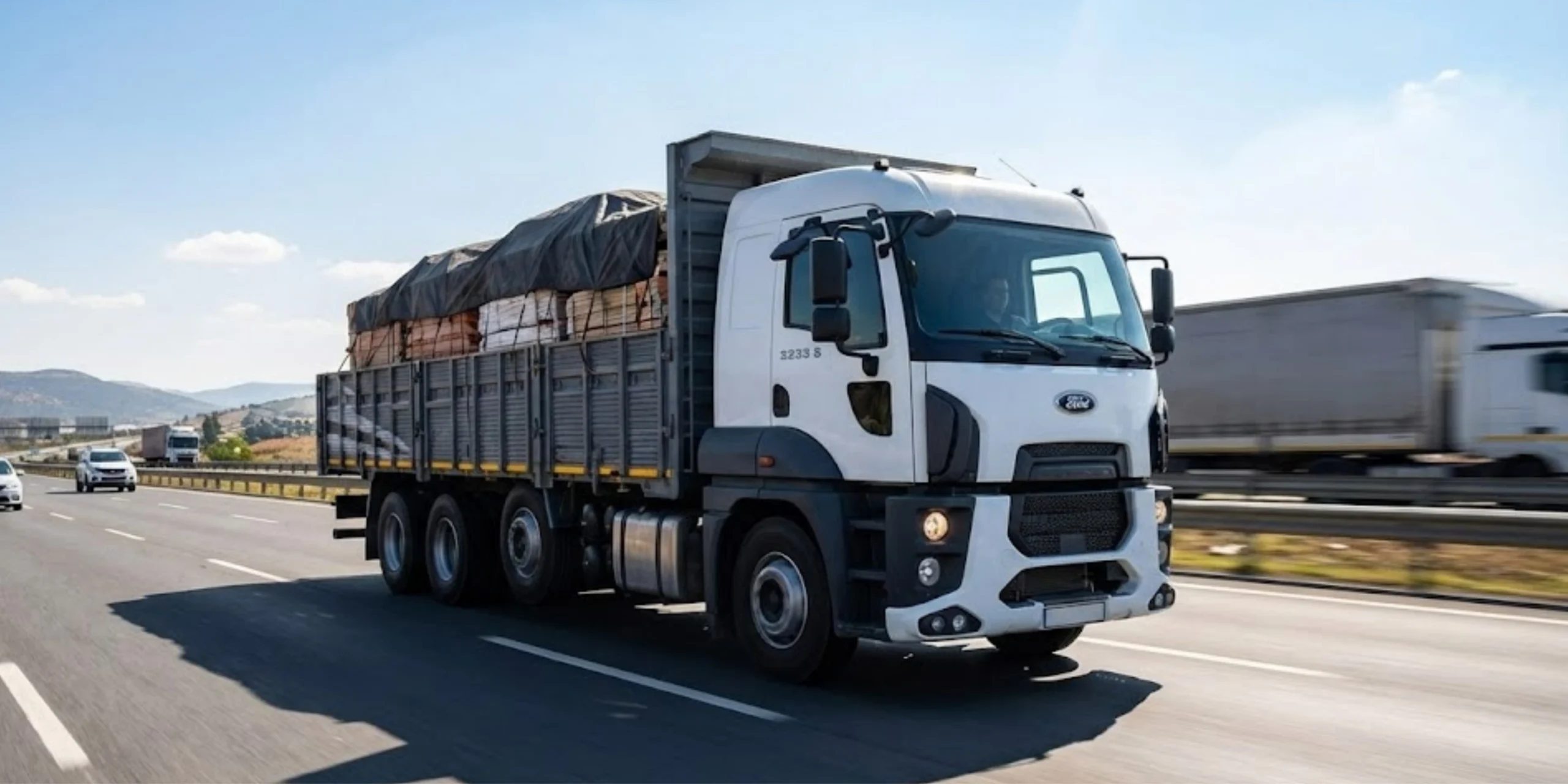 Marmara Bölgesinde Kırkayak Kamyon ile Yük Taşıma Seferleri